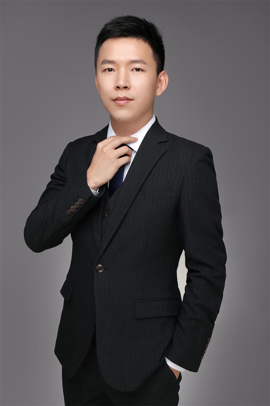 谢惠雯 视觉与舞美负责人
